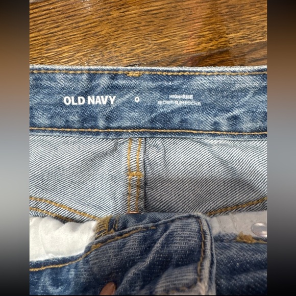 Old navy distressed size 0 high rise mini denim skirt - Picture 4 of 4